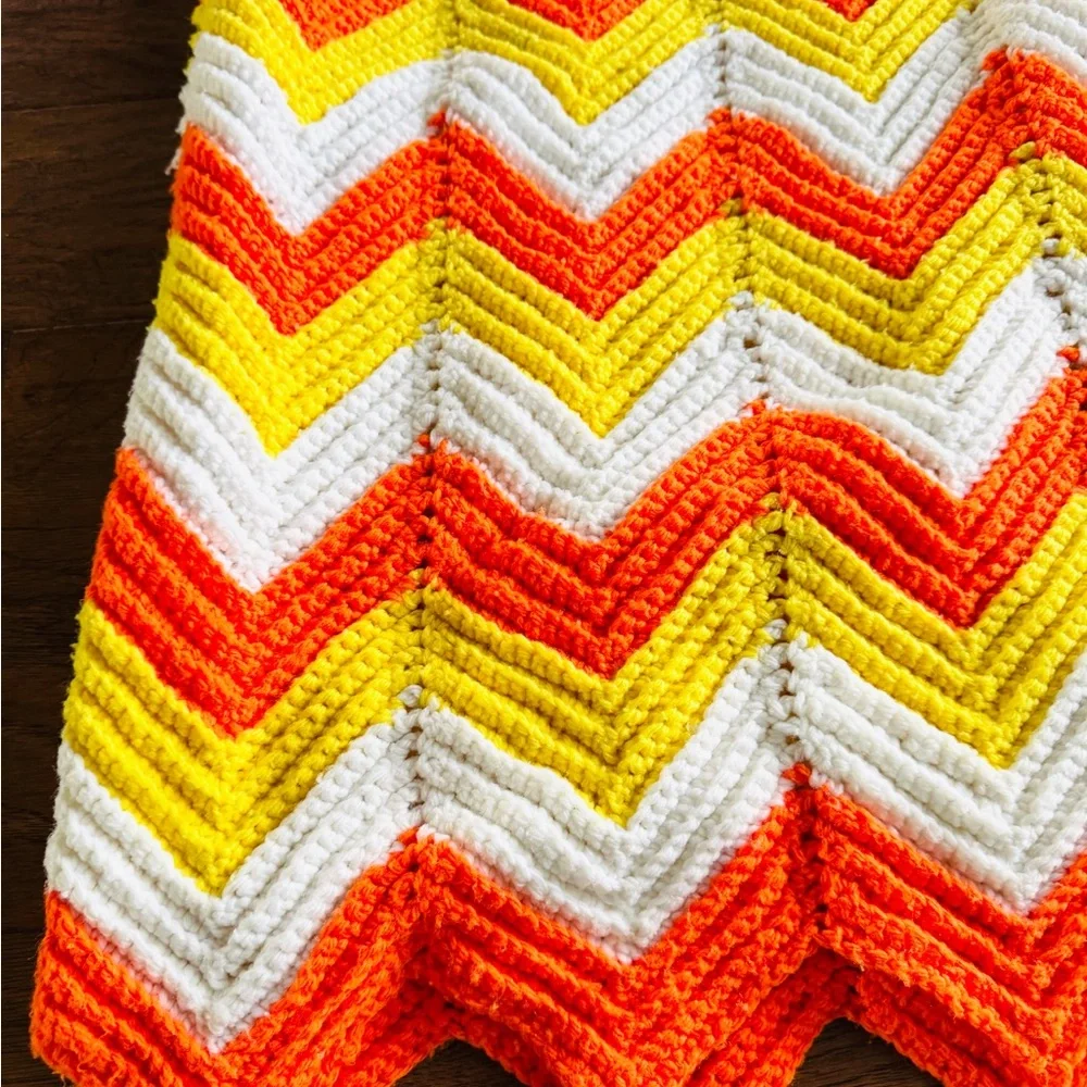 Vibrant Zigzag Crochet‎ Blanket